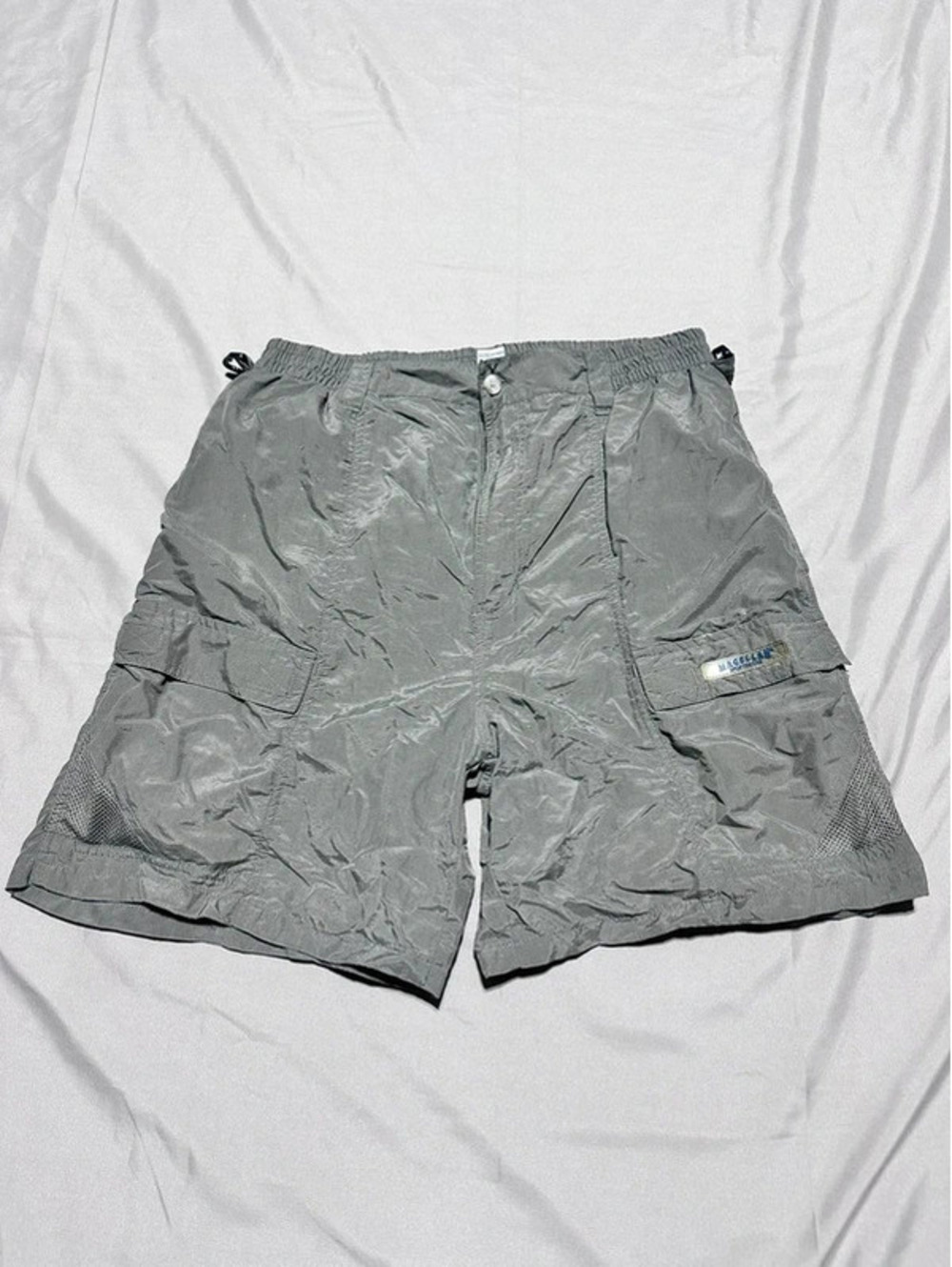 Magellan Sportswear Men’s Cargo Fishing Shorts Size L Gray (C19)